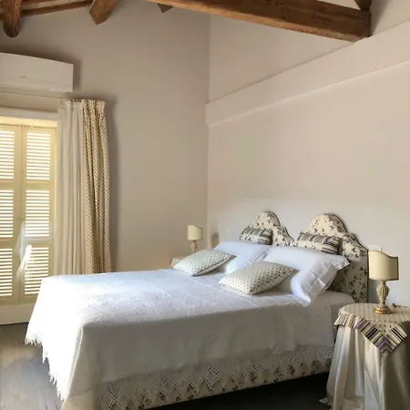 Le Cavour Guest house Ravenna