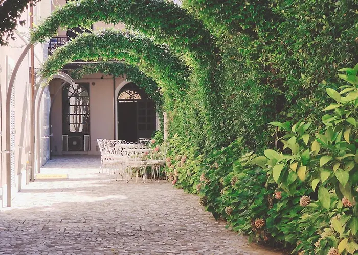 بيت ضيافة Le Cavour 3*