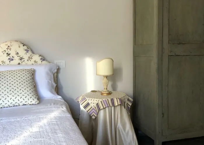 Le Cavour 3* Ραβένα